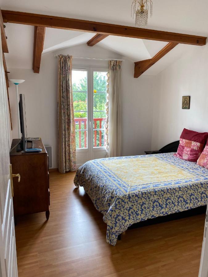 Ilargi Argi Bed & Breakfast Saint-Pée-sur-Nivelle Eksteriør bilde